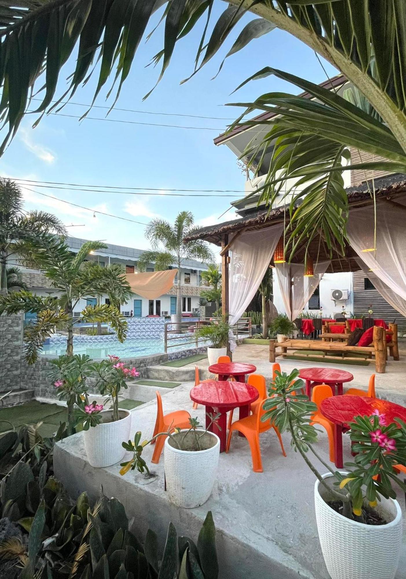 Little Rock Cebu Hotel Đảo Mactan Ngoại thất bức ảnh