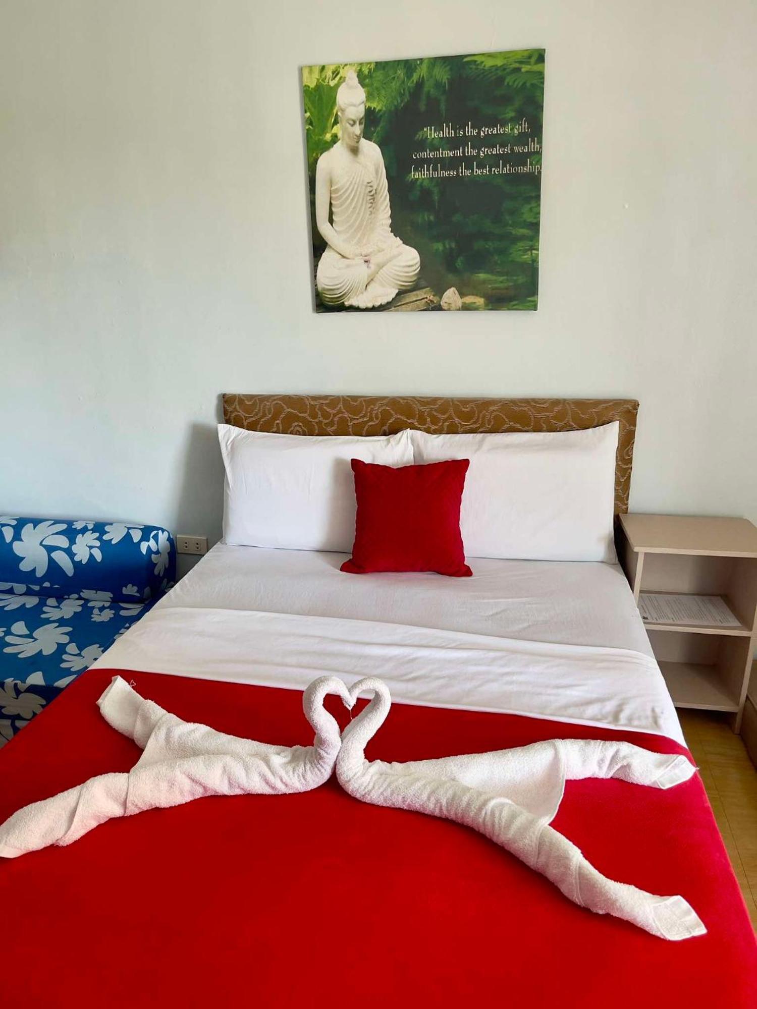 Little Rock Cebu Hotel Đảo Mactan Ngoại thất bức ảnh