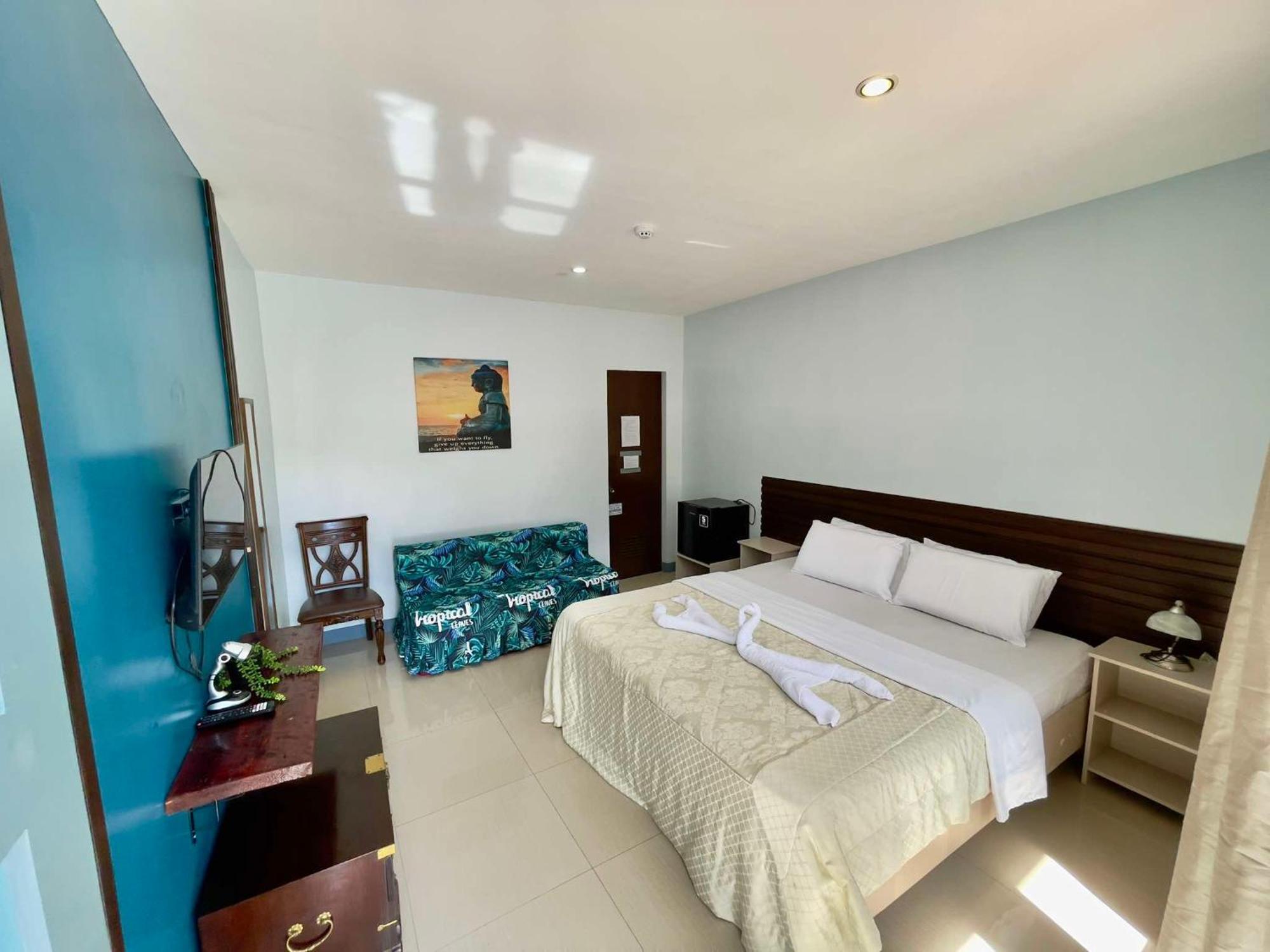 Little Rock Cebu Hotel Đảo Mactan Ngoại thất bức ảnh