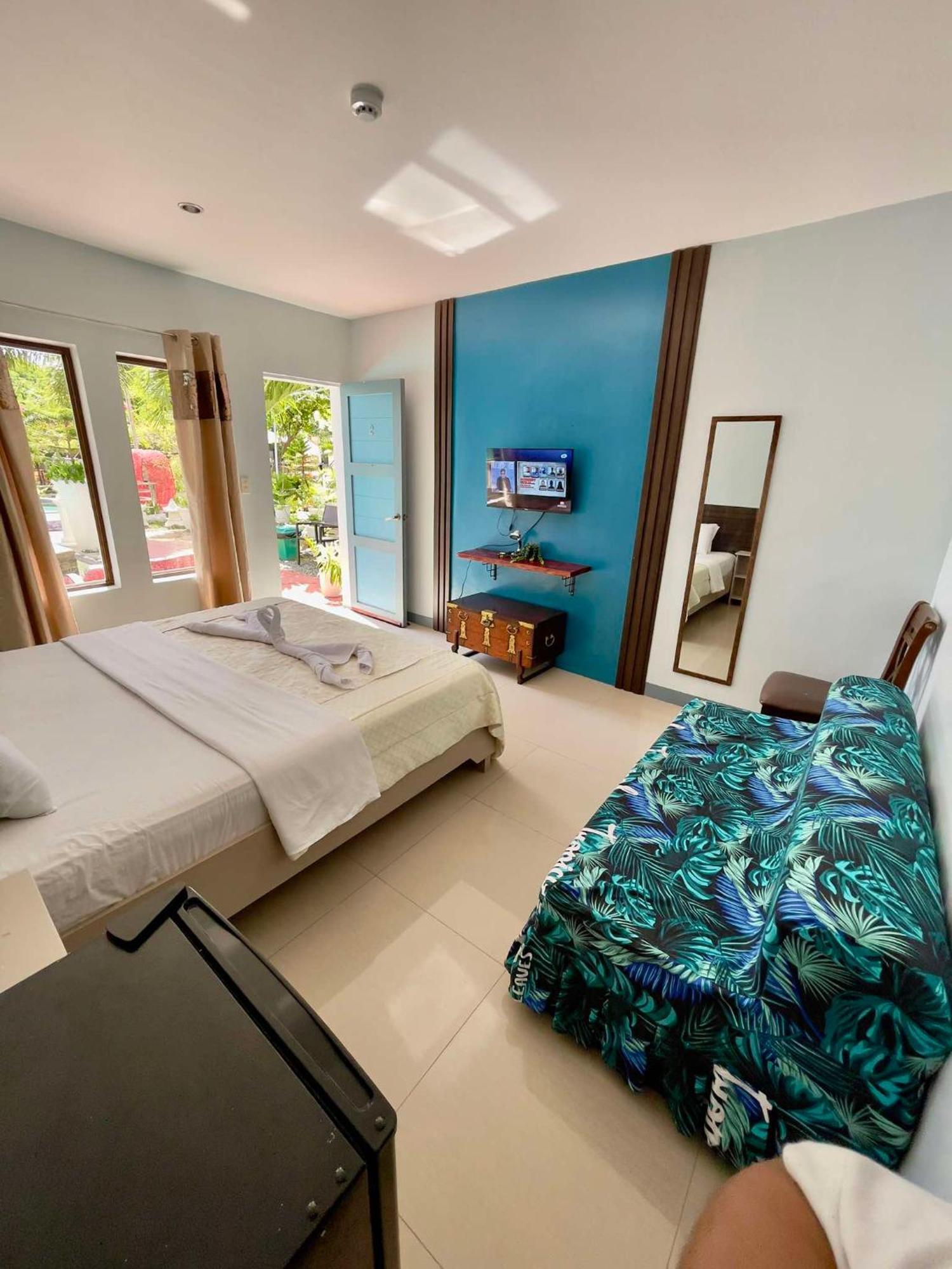 Little Rock Cebu Hotel Đảo Mactan Ngoại thất bức ảnh