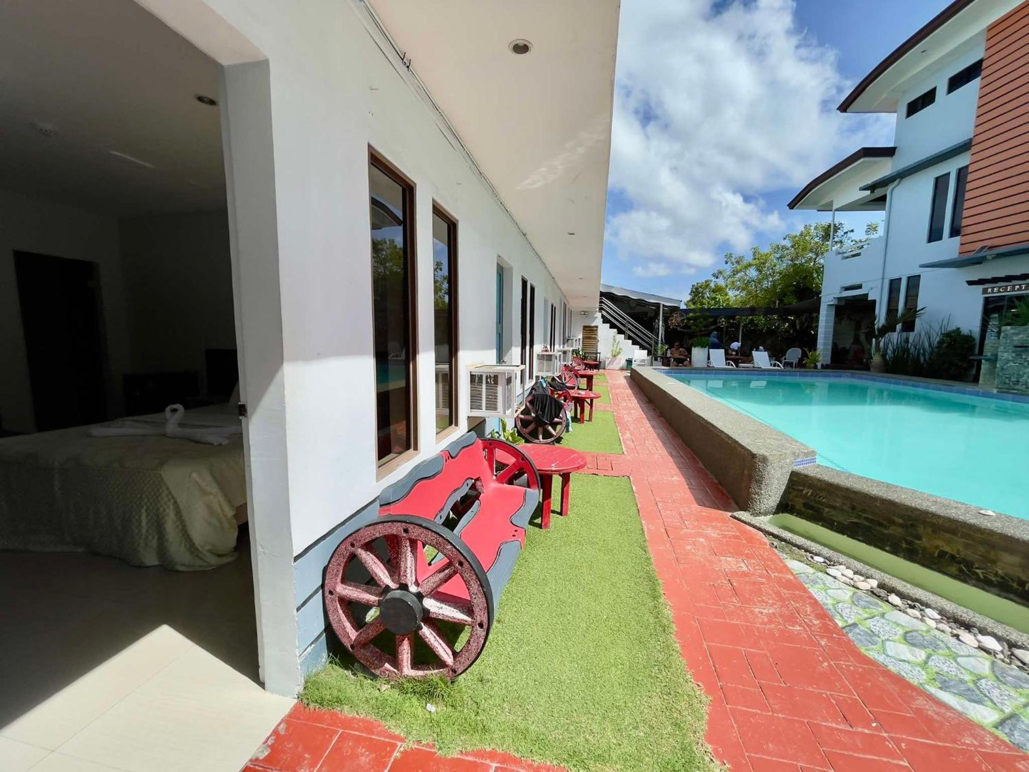 Little Rock Cebu Hotel Đảo Mactan Ngoại thất bức ảnh