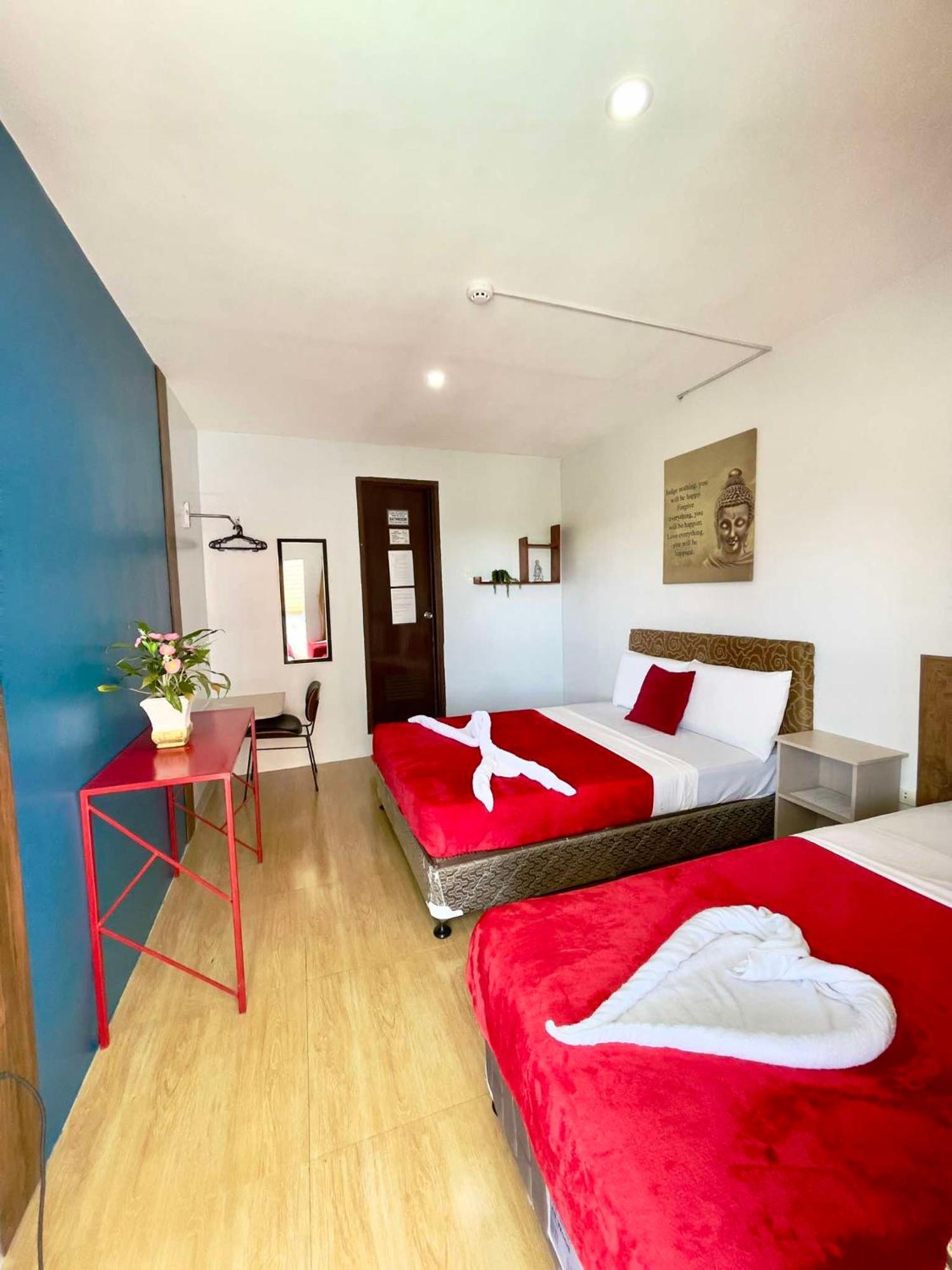 Little Rock Cebu Hotel Đảo Mactan Ngoại thất bức ảnh